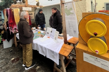 Stand von energietal toggenburg am Klaus- und Weihnachtsmarkt in Lichtensteig