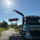 Montage eines Mitfahrbänkli in der Gemeinde Wildhaus-Alt St.Johann