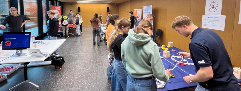 Blick ins Experimentierlabor bei der rwt in Bazenheid